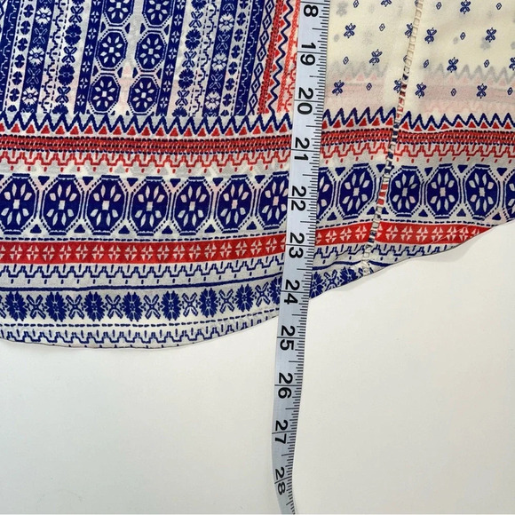 Collective Concepts White Blue Red Boho Printed Keyhole Tank Top Medium Women’s - Picture 7 of 10